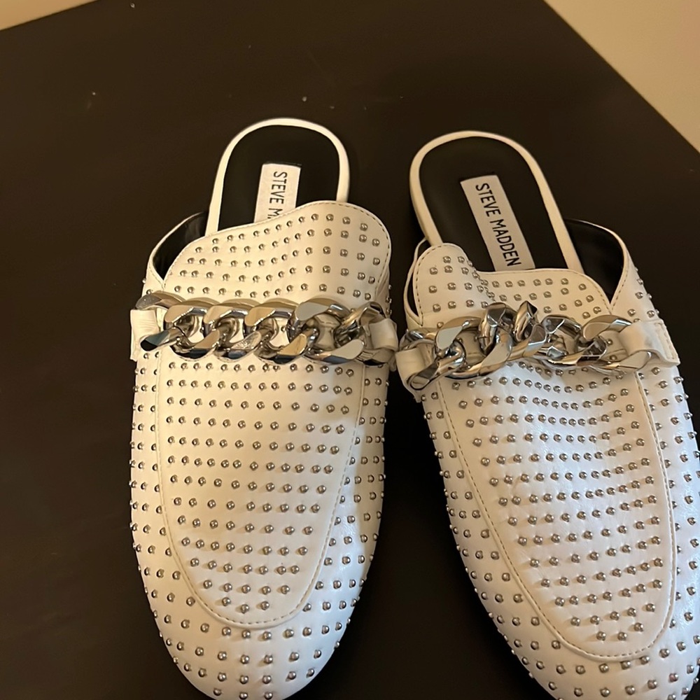 Steve Madden Keira studded mules new no box never worn.